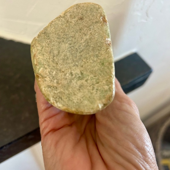 Green Marble / Onyx Stone Free Form Southwestern Sculpture 4x4” - Picture 7 of 8